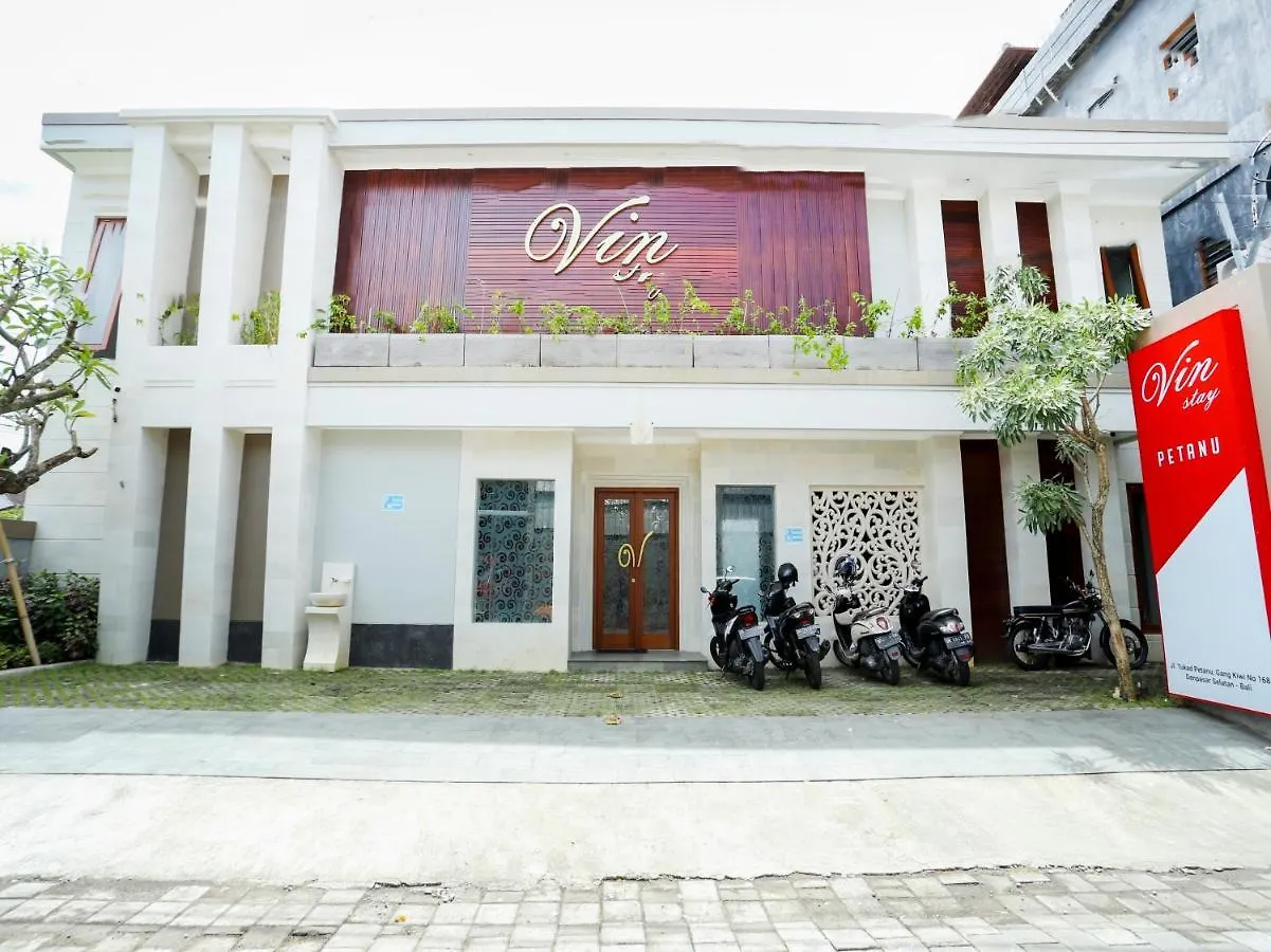 ** Hotel Super Oyo Capital O 90291 Vin Stay Petanu Pesanggaran Indonesia
