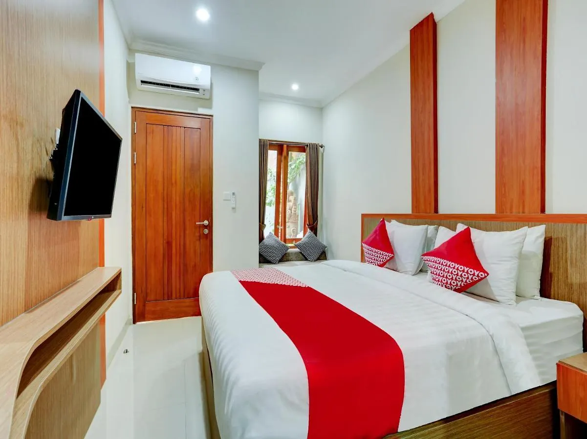 Super Oyo Capital O 90291 Vin Stay Petanu Pesanggaran 2*,