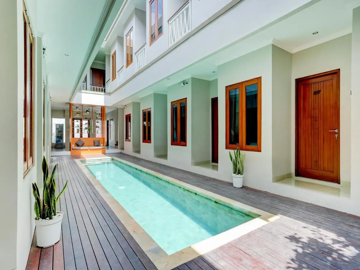 Hotel Super Oyo Capital O 90291 Vin Stay Petanu Pesanggaran