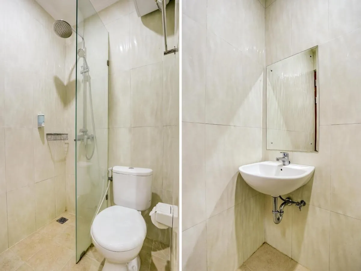 Super Oyo Capital O 90291 Vin Stay Petanu Pesanggaran Hotel