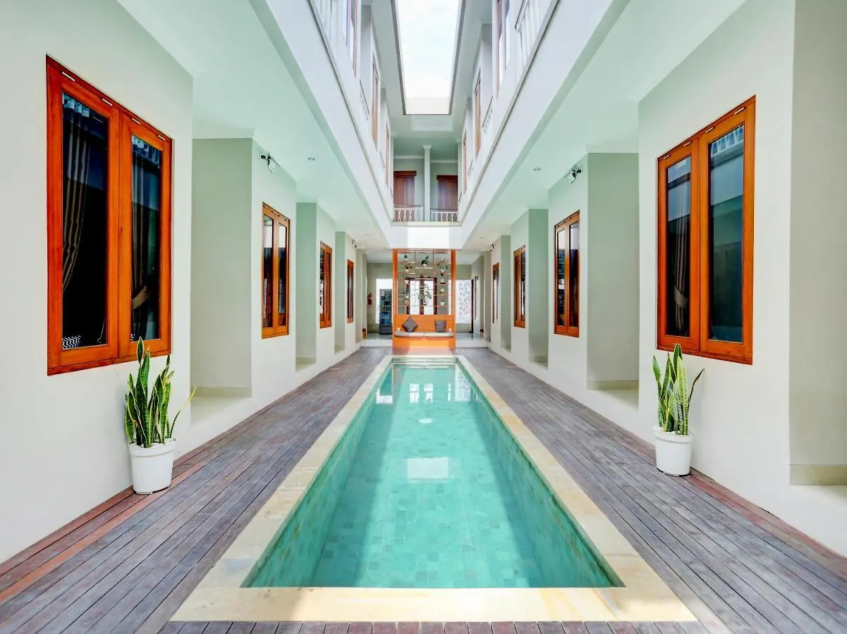Hotel Super Oyo Capital O 90291 Vin Stay Petanu Pesanggaran
