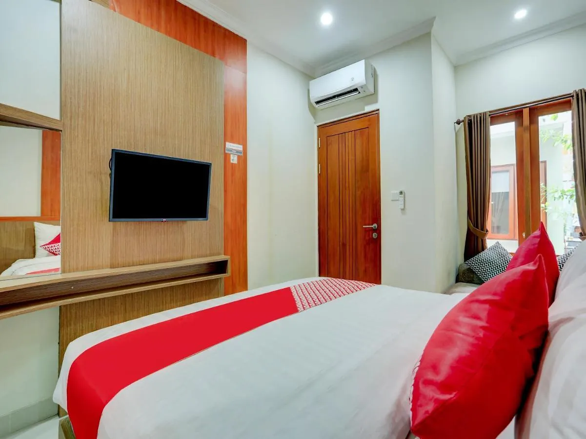 Super Oyo Capital O 90291 Vin Stay Petanu Pesanggaran