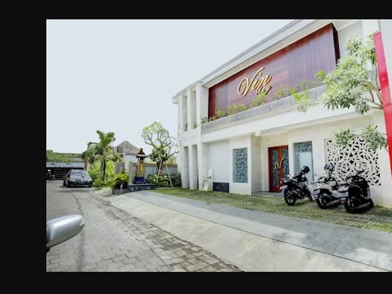 Super Oyo Capital O 90291 Vin Stay Petanu Pesanggaran Hotel