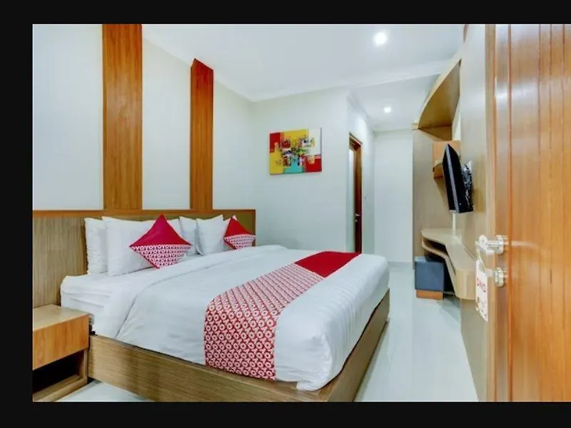 Hotel Super Oyo Capital O 90291 Vin Stay Petanu Pesanggaran