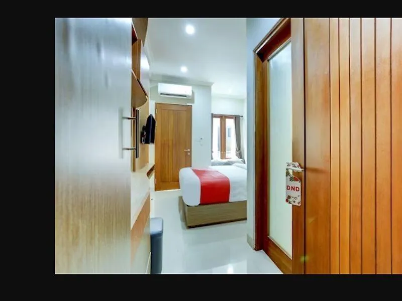 Super Oyo Capital O 90291 Vin Stay Petanu Pesanggaran